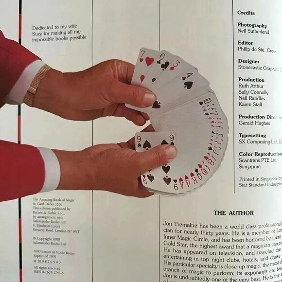 The Amazing Book of Magic & Card Tricks - Picture 5 of 6